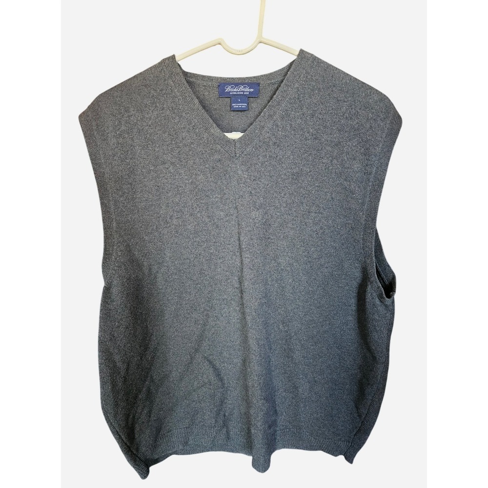 Brooks Brothers Men Charcoal Gray100%Lambswool V-Neck‎ Sweater Vest LUSA vintage
